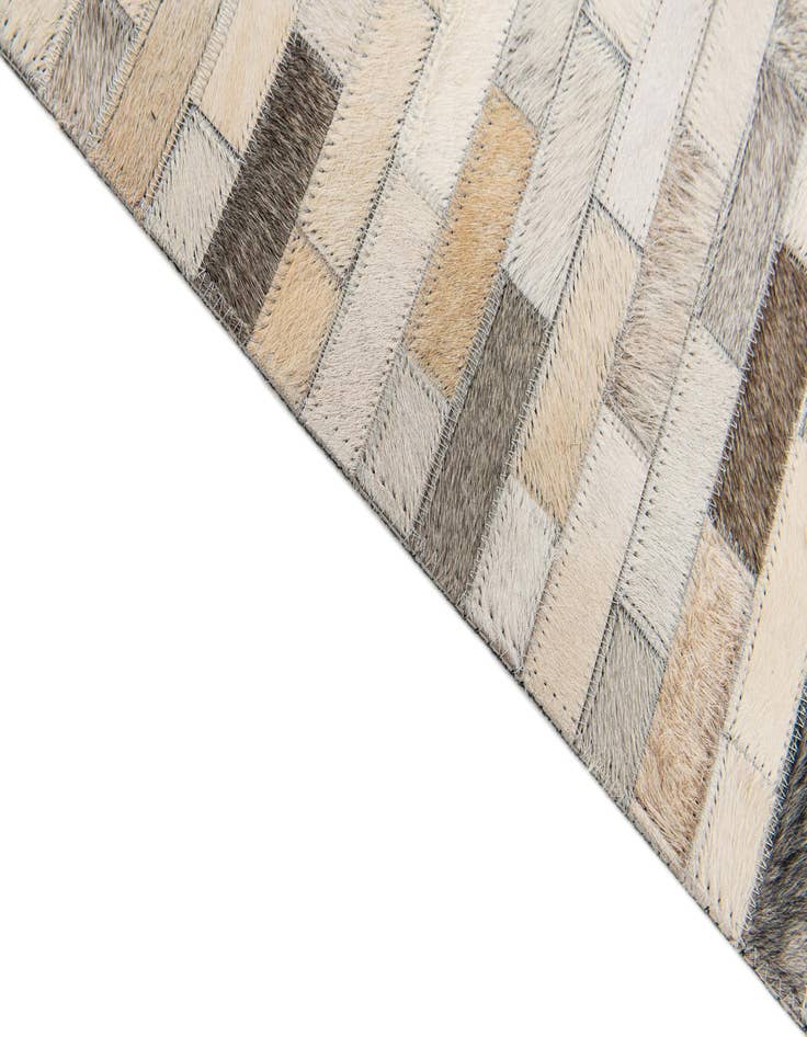Detail image of 5' 8 x 7' 10 Cowhide Stocks Rug