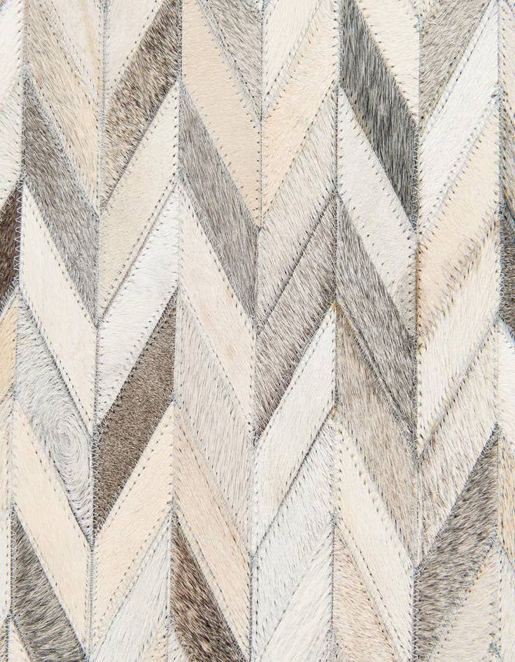 Detail image of 5' 9 x 8' 1 Cowhide Stocks Rug