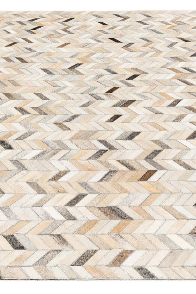 Detail image of 5' 7 x 7' 11 Cowhide Stocks Rug