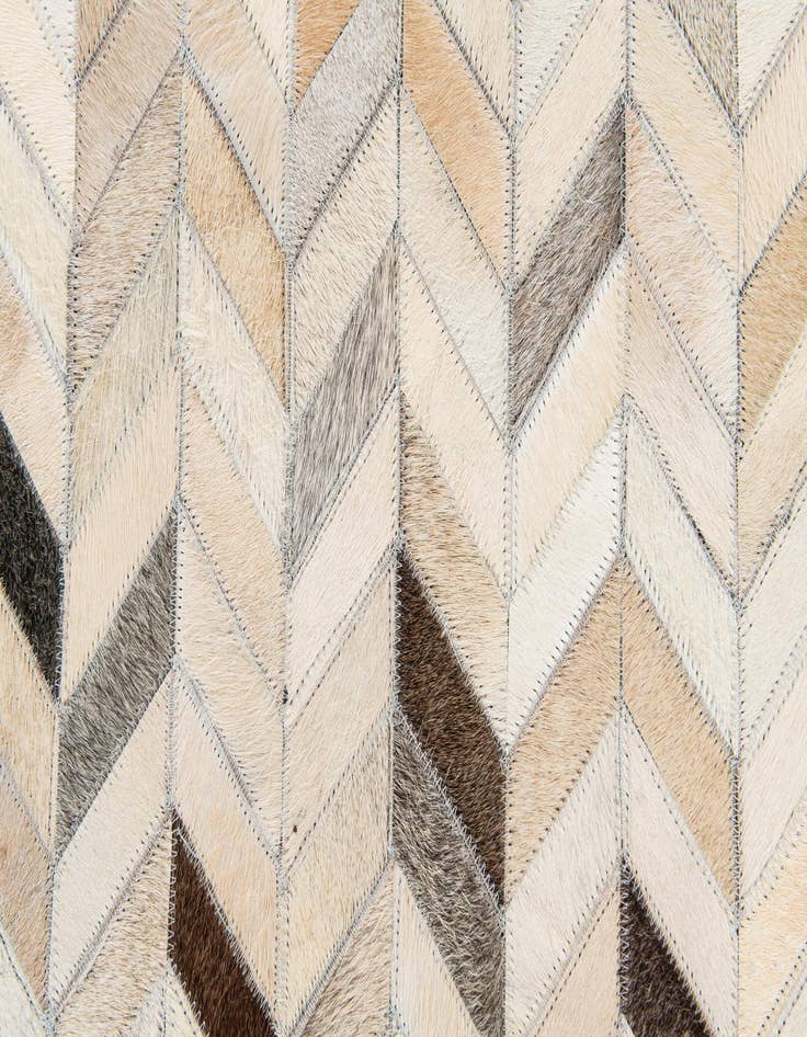 Detail image of 5' 7 x 7' 11 Cowhide Stocks Rug