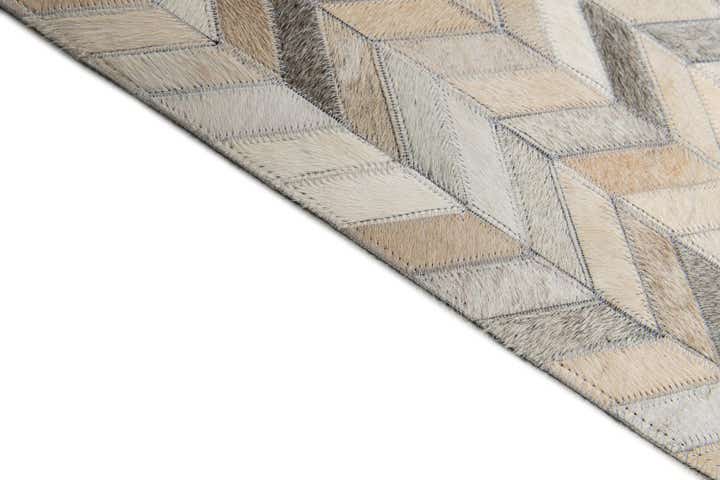 5' 8 x 8' 1 Cowhide Stocks Rug