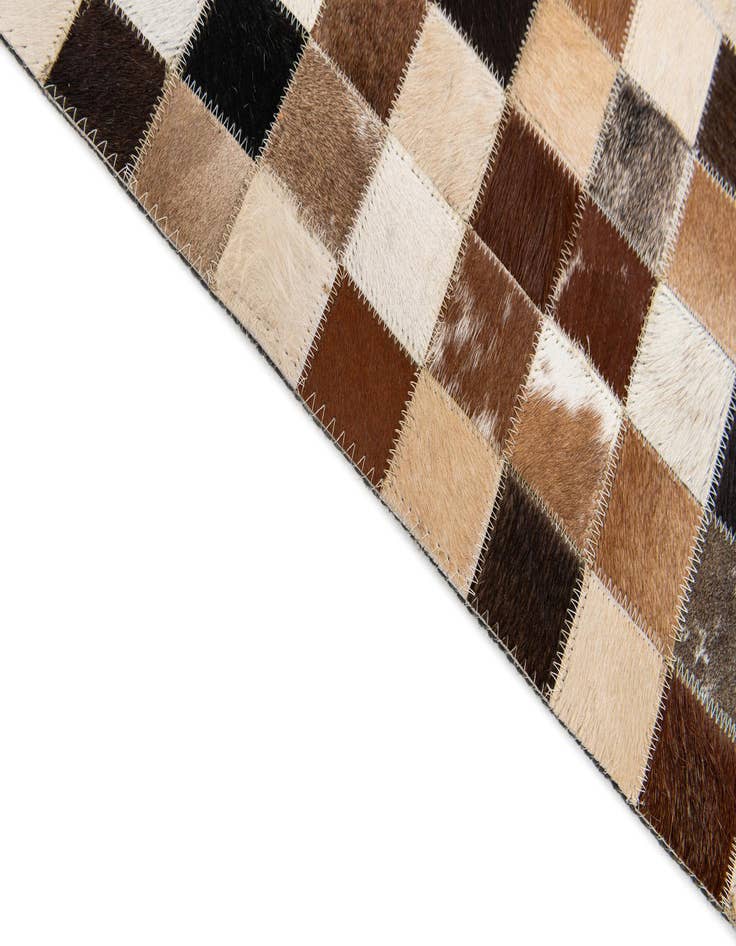Detail image of 5' 1 x 7' 9 Cowhide Stocks Rug