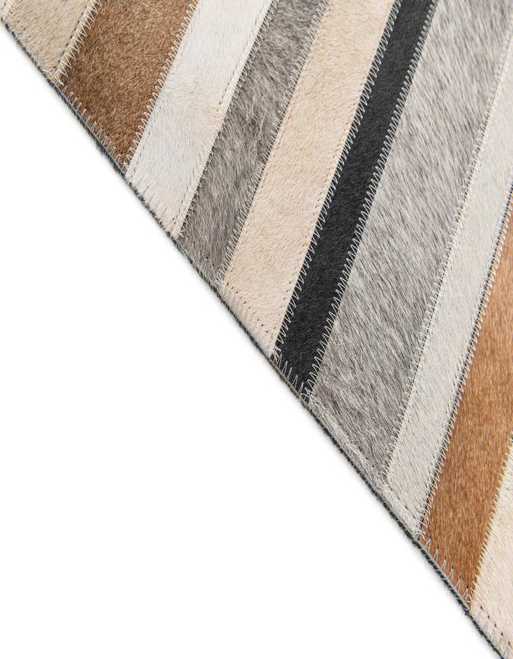 Detail image of 5' x 8' Cowhide Stocks Rug