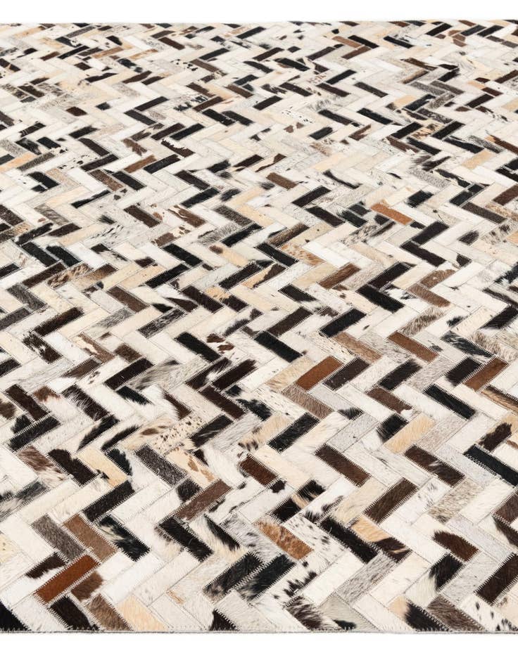 Detail image of 5' x 8' 1 Cowhide Stocks Rug