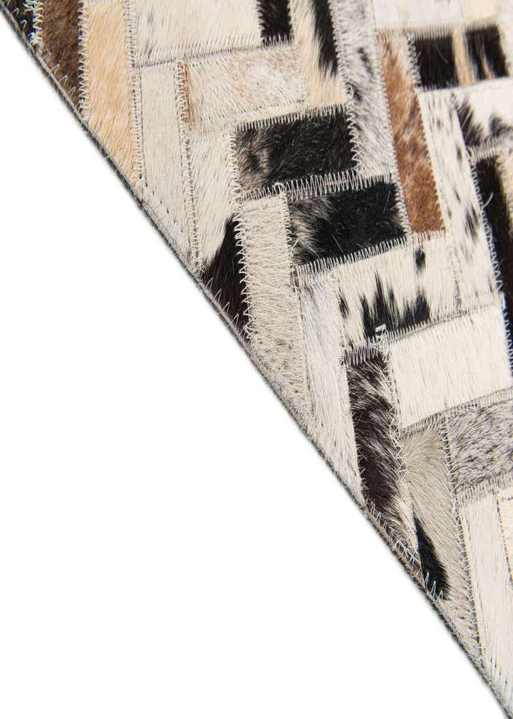 5' x 8' 1 Cowhide Stocks Rug