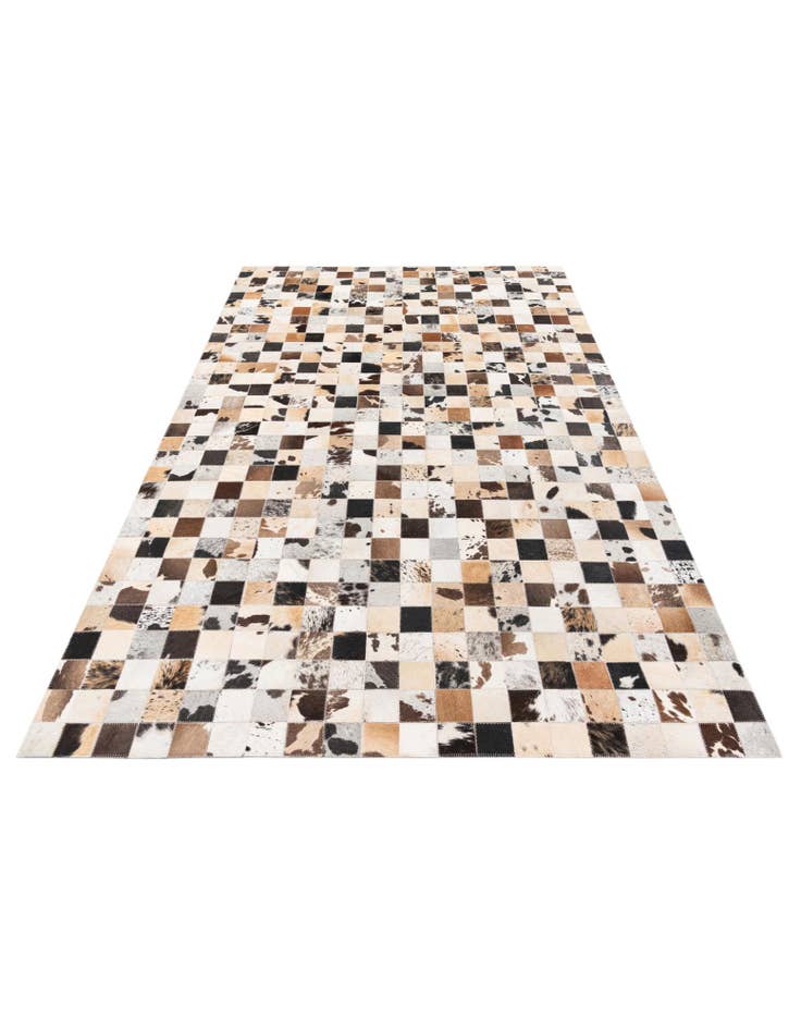 Detail image of 5' x 7' 10 Cowhide Stocks Rug