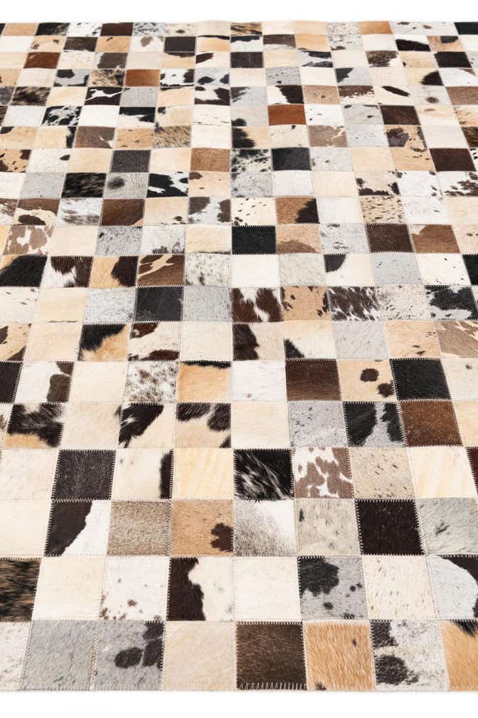5' x 7' 10 Cowhide Stocks Rug