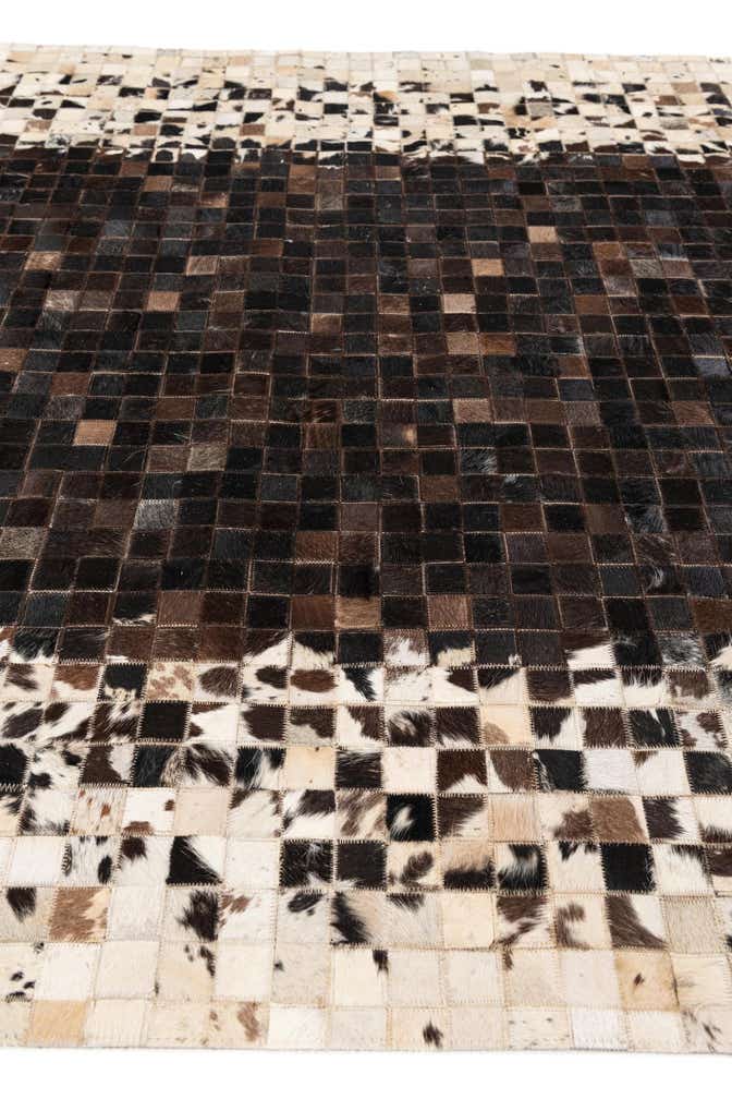 5' x 7' 10 Cowhide Stocks Rug