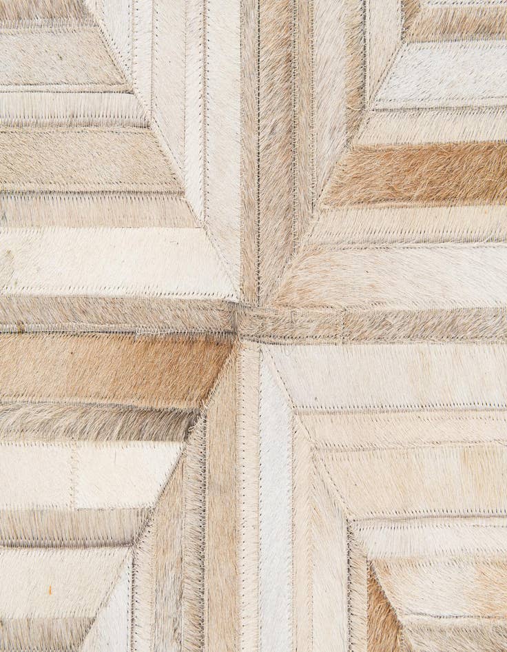 Detail image of 5' x 8' Cowhide Stocks Rug