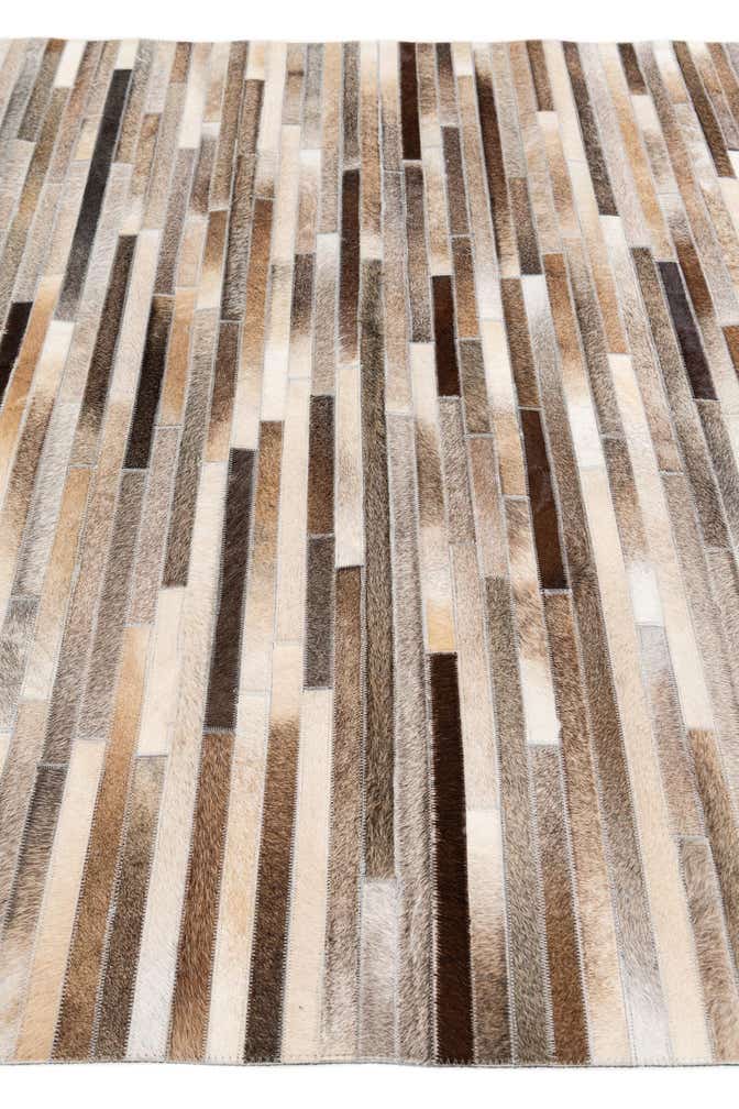 5' 1 x 8' Cowhide Stocks Rug