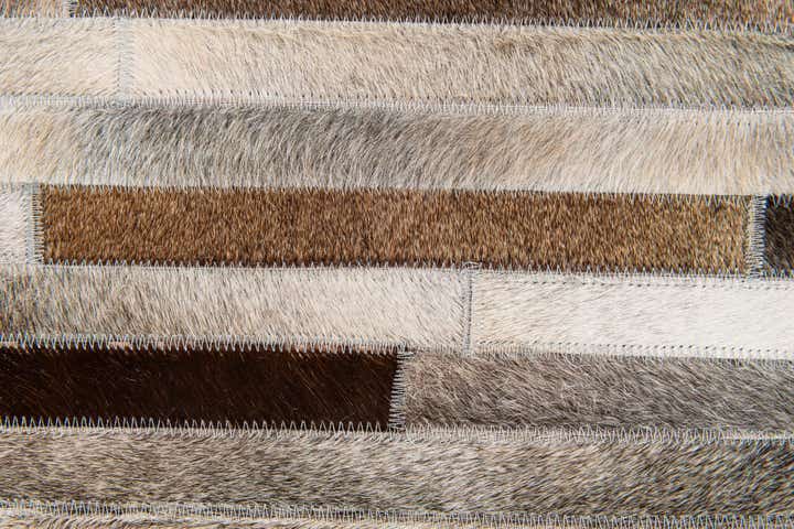 5' 1 x 8' Cowhide Stocks Rug