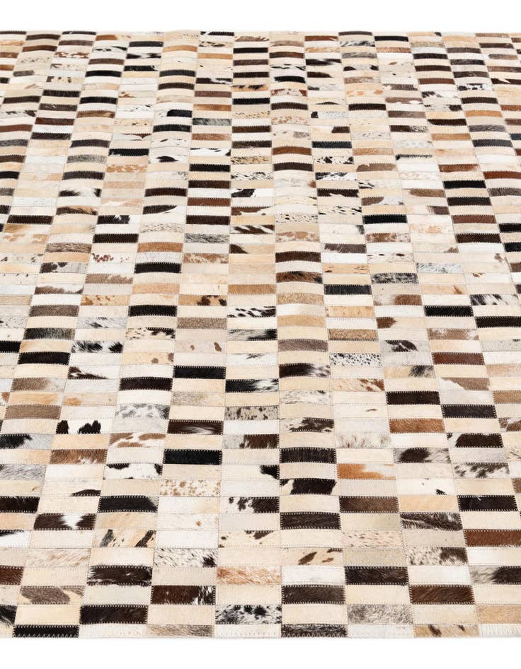 Detail image of 5' x 7' 9 Cowhide Stocks Rug