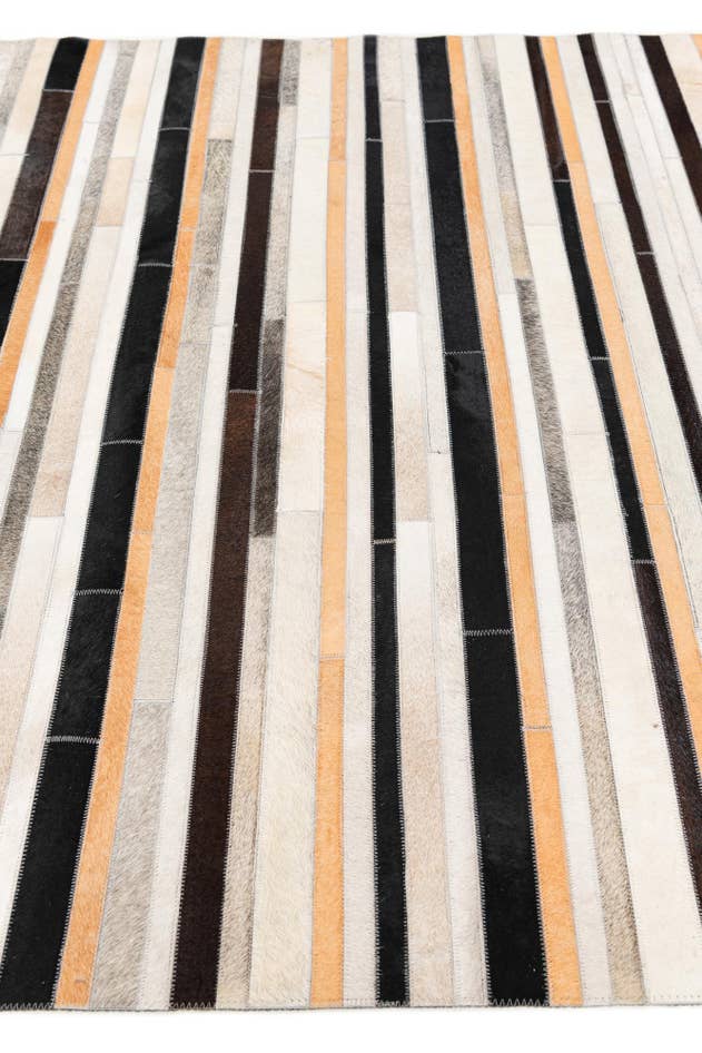 Detail image of 5' 1 x 7' 11 Cowhide Stocks Rug