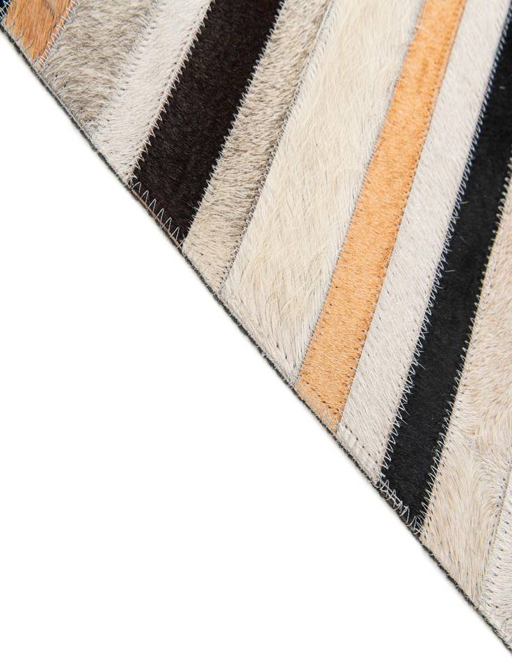 Detail image of 5' 1 x 7' 11 Cowhide Stocks Rug