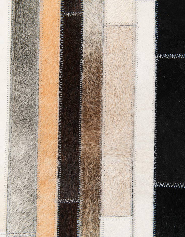 Detail image of 5' 1 x 7' 11 Cowhide Stocks Rug