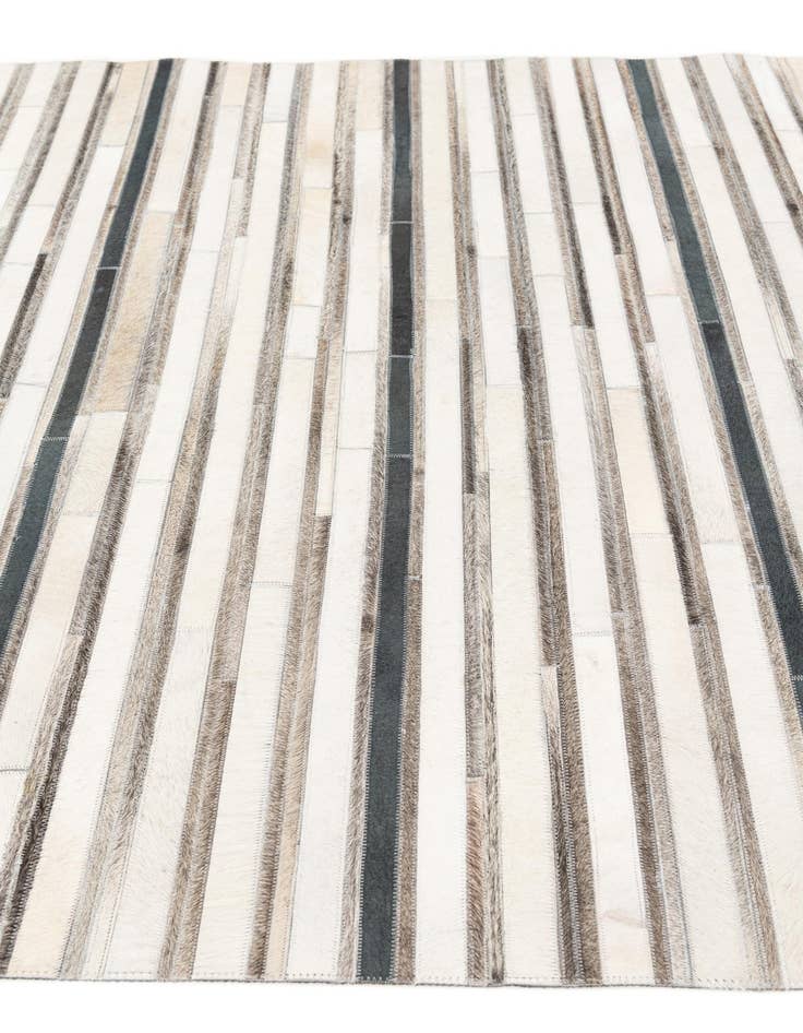 Detail image of 5' 1 x 7' 10 Cowhide Stocks Rug