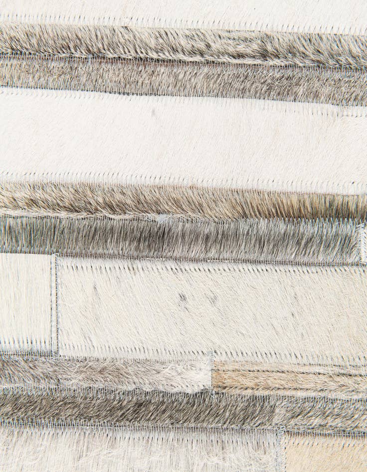 Detail image of 5' 1 x 7' 10 Cowhide Stocks Rug