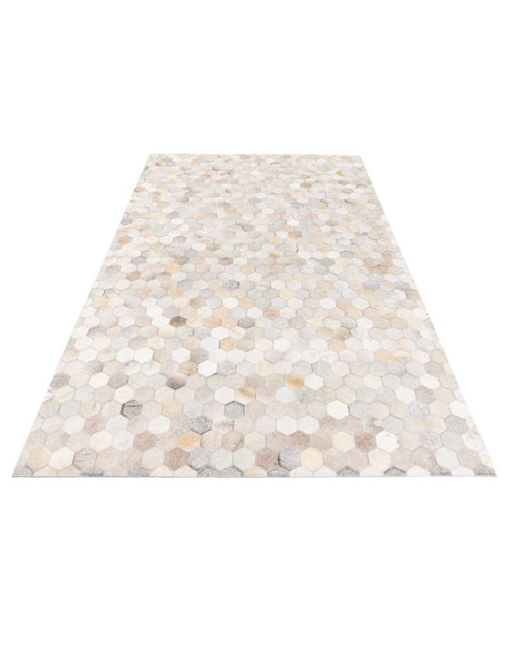 5' x 8' Cowhide Stocks Rug