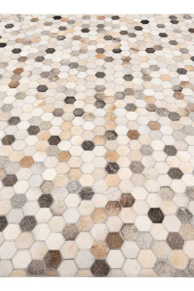 Detail image of 4' 11 x 7' 8 Cowhide Stocks Rug