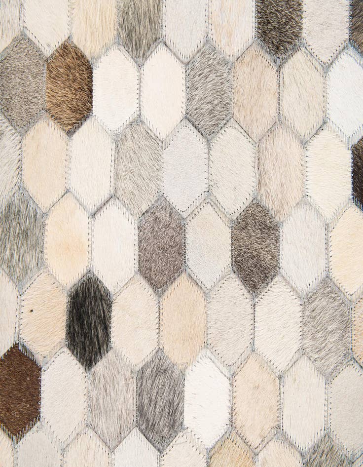 Detail image of 4' 11 x 7' 8 Cowhide Stocks Rug