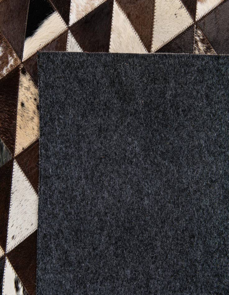 Detail image of 5' x 8' Cowhide Stocks Rug