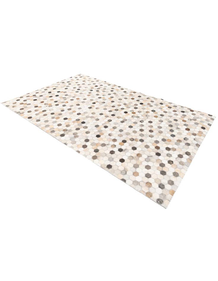 Detail image of 5' x 7' 10 Cowhide Stocks Rug
