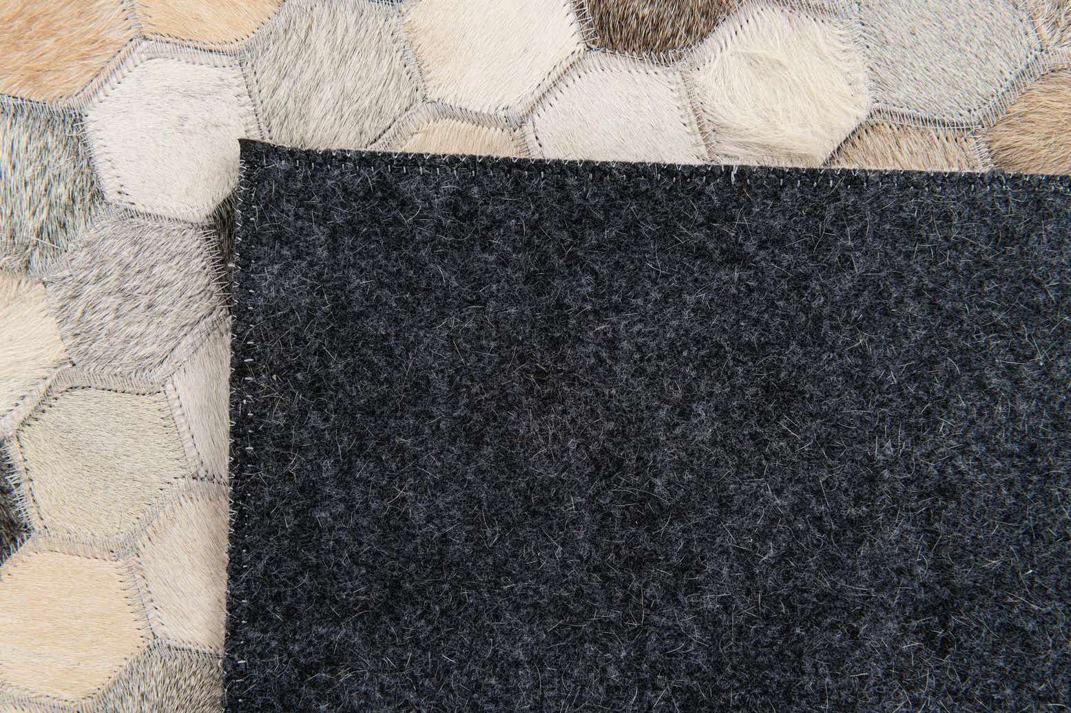 5' x 7' 10 Cowhide Stocks Rug