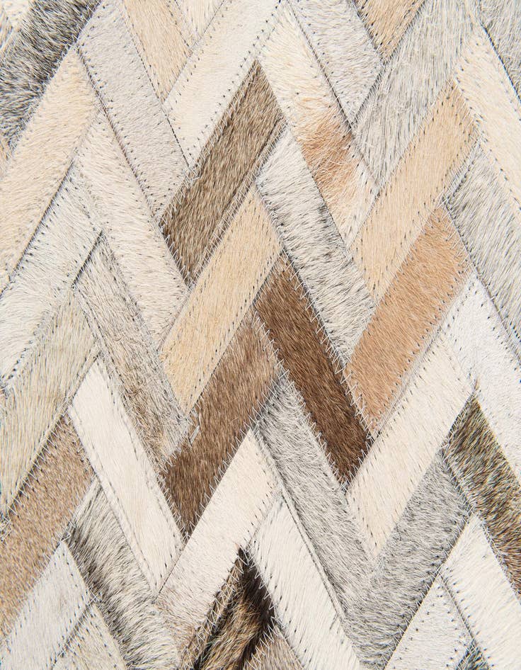 Detail image of 4' 10 x 7' 10 Cowhide Stocks Rug