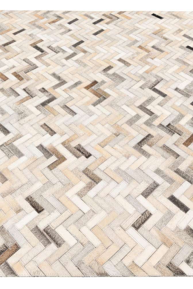 4' 10 x 7' 10 Cowhide Stocks Rug