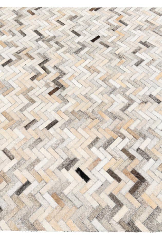 Detail image of 4' 10 x 7' 11 Cowhide Stocks Rug
