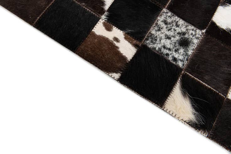 Detail image of 5' x 8' Cowhide Stocks Rug