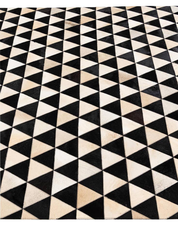 Detail image of 5' 1 x 8' 2 Cowhide Stocks Rug