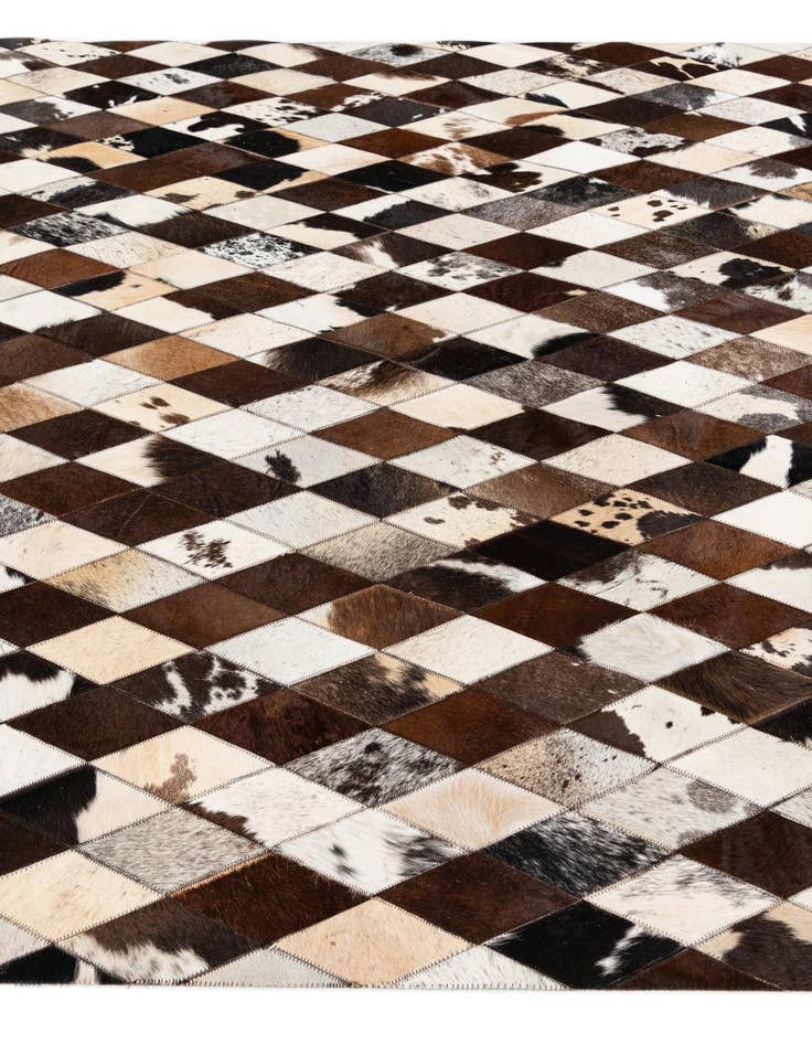 Detail image of 5' 8 x 7' 11 Cowhide Stocks Rug