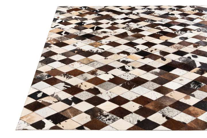 5' 7 x 8' Cowhide Stocks Rug