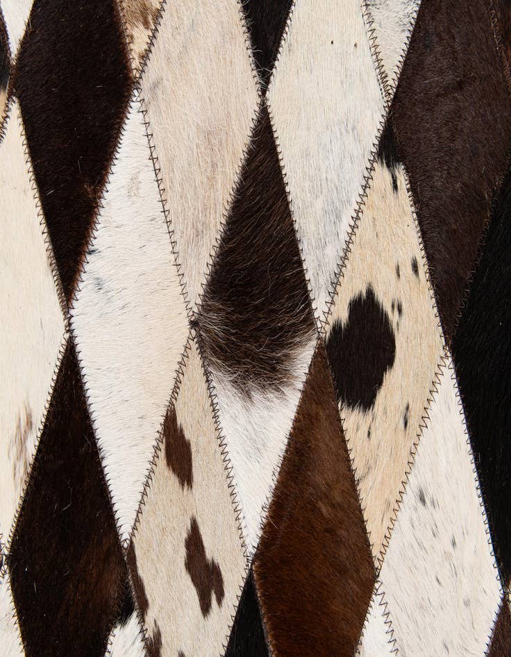 Detail image of 5' 7 x 8' Cowhide Stocks Rug