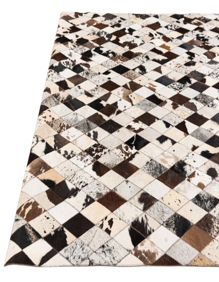 Detail image of 5' 7 x 8' Cowhide Stocks Rug