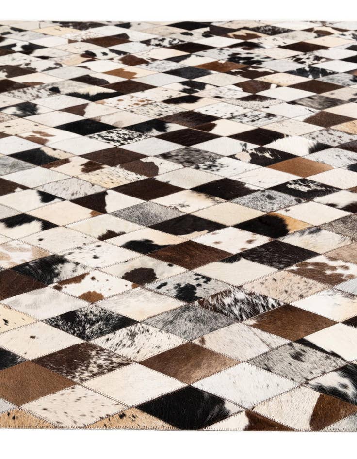 Detail image of 5' 7 x 8' Cowhide Stocks Rug