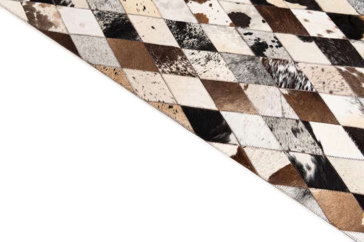 5' 7 x 8' Cowhide Stocks Rug