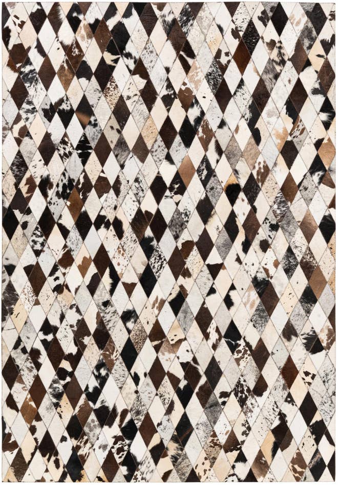Detail image of 5' 7 x 8' Cowhide Stocks Rug