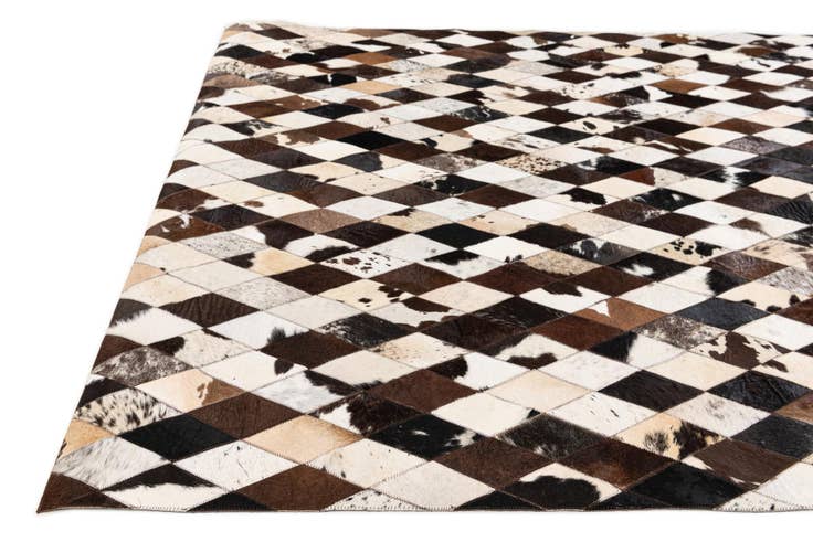 Detail image of 5' 7 x 8' Cowhide Stocks Rug