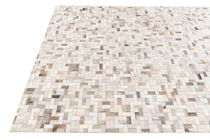 Detail image of 5' 7 x 7' 10 Cowhide Stocks Rug