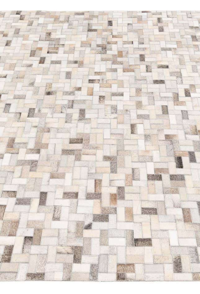 Detail image of 5' 7 x 7' 10 Cowhide Stocks Rug