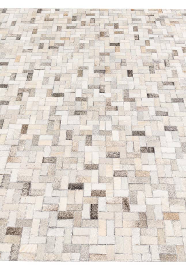 Detail image of 5' 7 x 8' Cowhide Stocks Rug