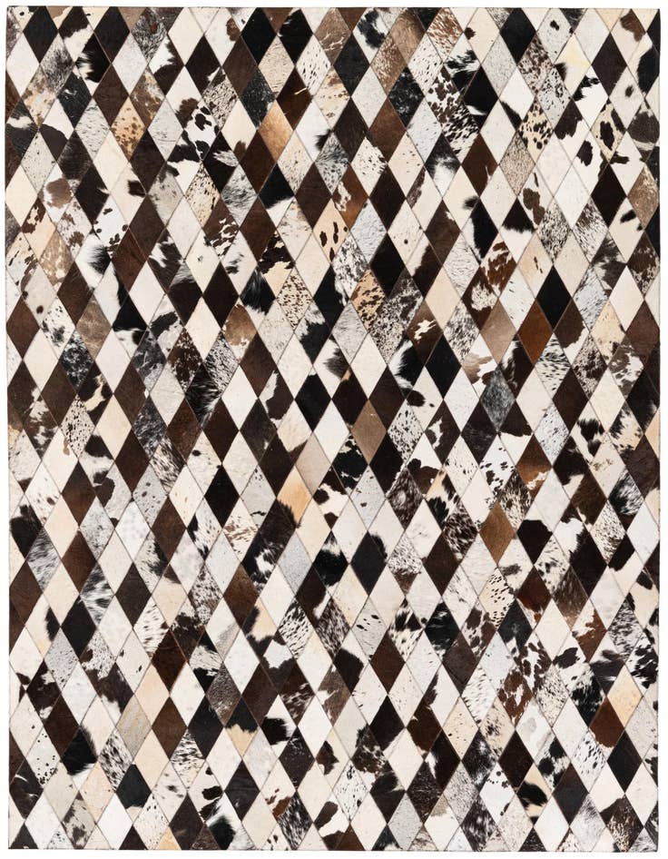 Detail image of 5' 7 x 8' Cowhide Stocks Rug