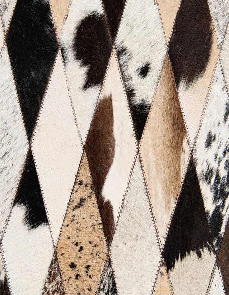 Detail image of 5' 8 x 7' 11 Cowhide Stocks Rug