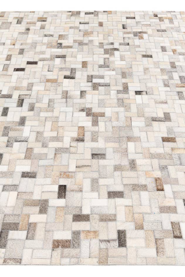 Detail image of 5' 7 x 7' 10 Cowhide Stocks Rug