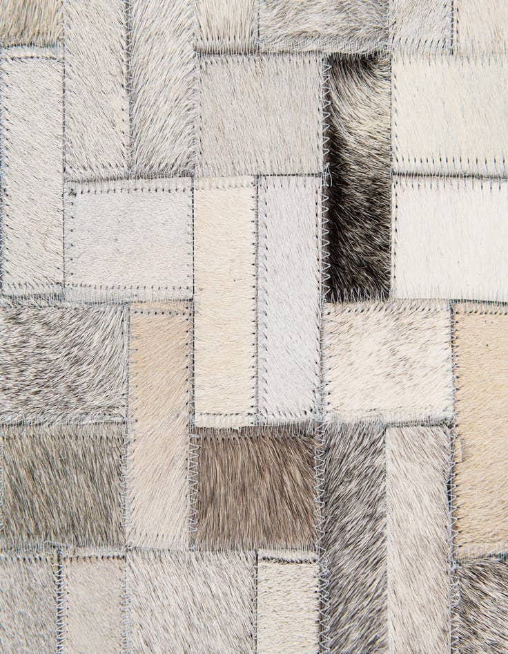 Detail image of 5' 7 x 7' 10 Cowhide Stocks Rug