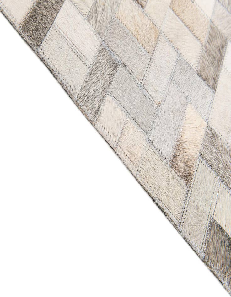 Detail image of 5' 7 x 7' 10 Cowhide Stocks Rug