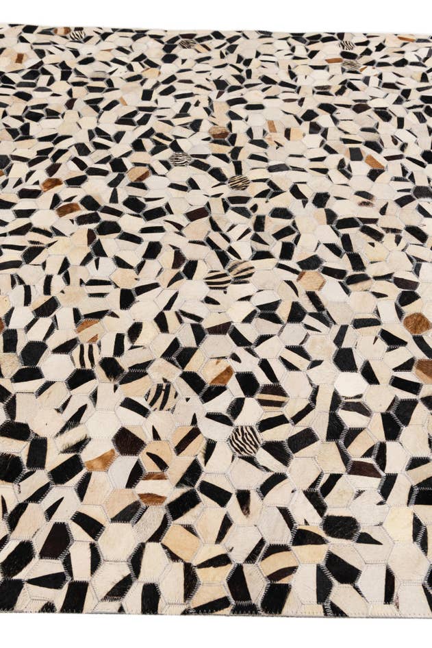 Detail image of 5' x 8' Cowhide Stocks Rug