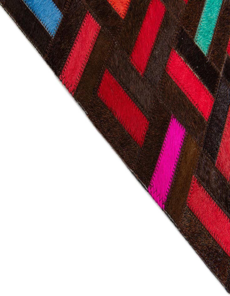 Detail image of 5' 2 x 8' 1 Cowhide Stocks Rug